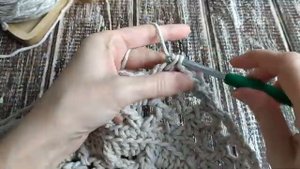 КОВЕР из ШНУРА. по этому принципу можно связать любого диаметра_[360p].mp4