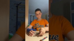 Веб шутер человека-паука из Лего