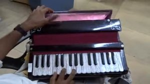 Харе Кришна маха мантра аккорды для физгармонии. Harmonium chords tutorial Hare Krishna melody 2