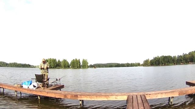 Трофейный толстолоб ломает катушку. Днюха на рыбалке. Часть 3. смотреть онлайн