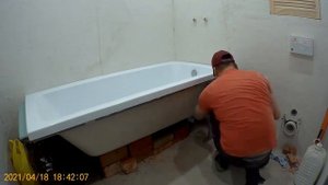 установка акриловой ванны на самодельный каркас