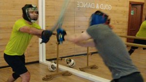 Школа японского фехтования Katana Club. Уроки кендзюцу. Спарринг на длинных мечах