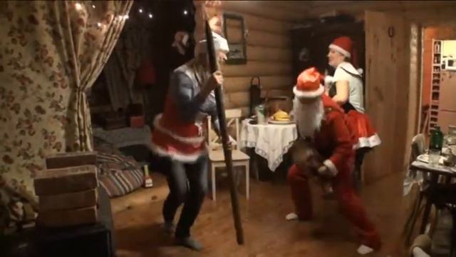 Здравствуй, ...опа, Новый год!!! смотреть онлайн