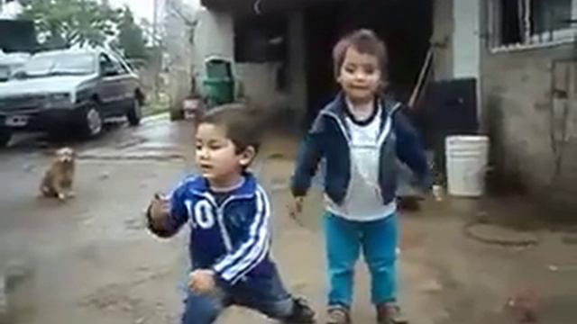 2 Маленькие зажигалочки смотреть онлайн