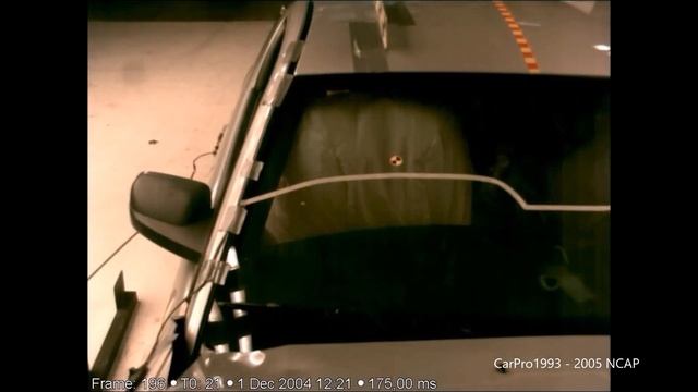 2005-2009 Ford Mustang Coupe NHTSA Frontal Impact смотреть онлайн