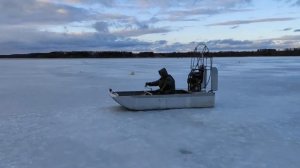 Аэролодка 18,5 сил, последний лёд, +5.