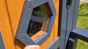 Детский игровой домик на подиуме с горкой и песочницей.  Домики "Времена года"