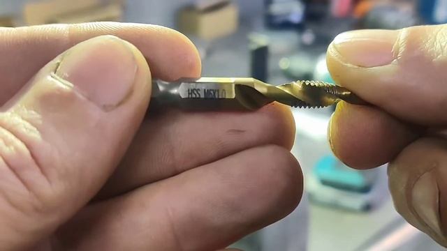 Сверло-метчик 2 в 1 смотреть онлайн