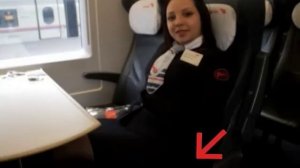 Как опускается спинка кресла в "Сапсане"?