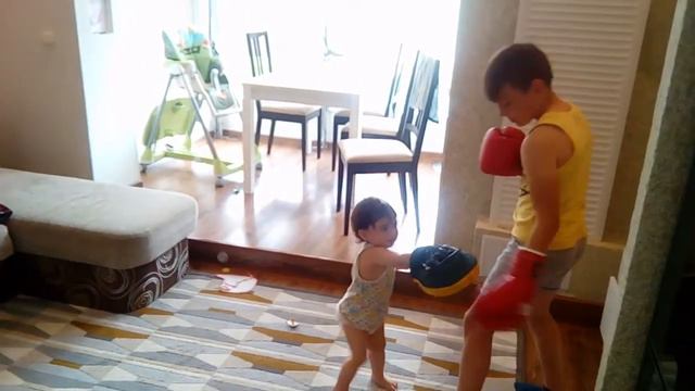 "прикол"тренер по боксу смотреть онлайн