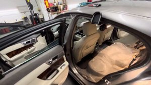 Разбираю Jaguar XF! Нашел целый бассейн, боль в глазах!