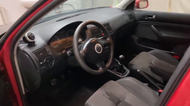 Volkswagen Golf 2003 смотреть онлайн