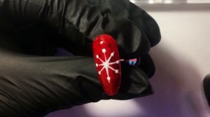 Зимний маникюр 2021. Как нарисовать 3 снежинки на ногтях за 5 минут.