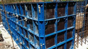 Начало монтажа щитовой опалубки Вариант.Харьков