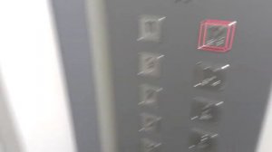 Электрический лифт ЩЛЗ V=1 м/с, г-п 400 кг (163)