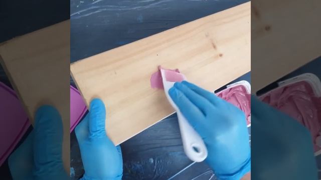 Шпаклевка для дерева Plastic Wood с индикатором времени высыхания