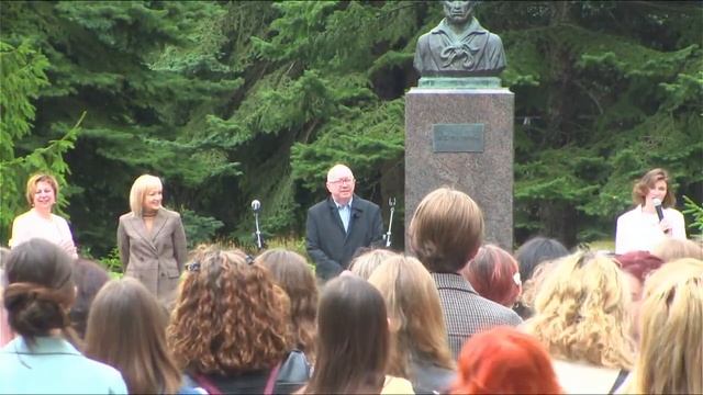 1 сентября в Институте Пушкина смотреть онлайн