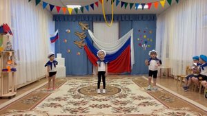 Утренник в детском саду, песня "Я маленькая модница"😀