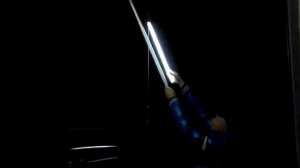 Лампа светится без электричества и проводов !