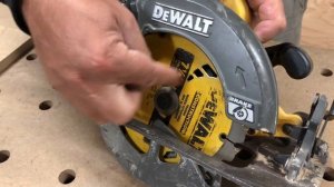 Powerful & cordless! Dewalt 7 -1/4" FlexVolt Circ Saw 60v RAPID FIRE REVIEW