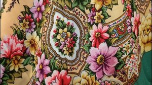 Шаль Злато-Серебро. Видео примерка. Павловопосадские платки в Украине