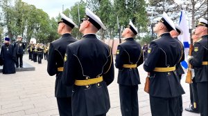 ?? ДЕНЬ ВЕЛИКОЙ ПОБЕДЫ! "ЗНАМЁНА СЛАВЫ". ОБЕЛИСК воинам-освободителям. САПУН-ГОРА в Севастопол