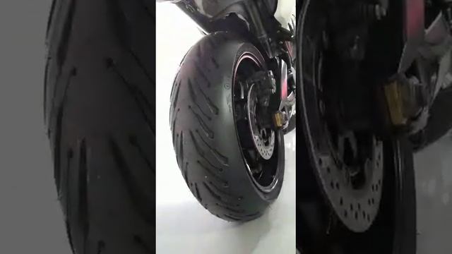 SUZUKI GSX-1300 B-KING 2016 R$49.900,00. смотреть онлайн