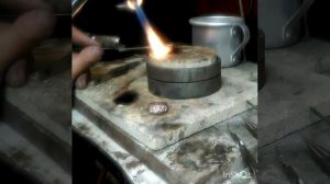 Процесс изготовления мужского золотого кольца с бриллиантами