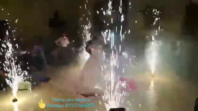 Уральск Фото видео дым пузырь светамузыка светящиеся сердца халодный фантан смотреть онлайн