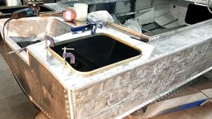 Днепр. Ремонт и восстановление отливного рецесса, замена и усиление доски транца. 2 часть