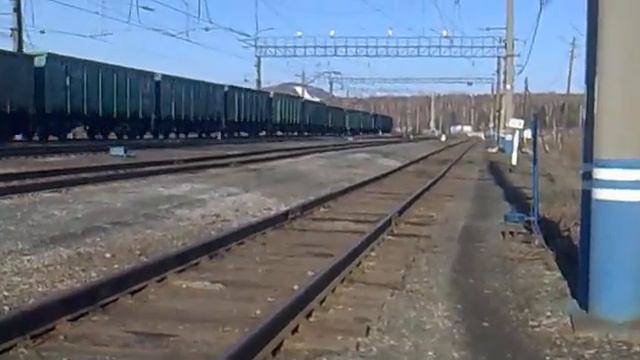 ВЛ11-???А проходит станцию Ревда, Свердловская ЖД смотреть онлайн