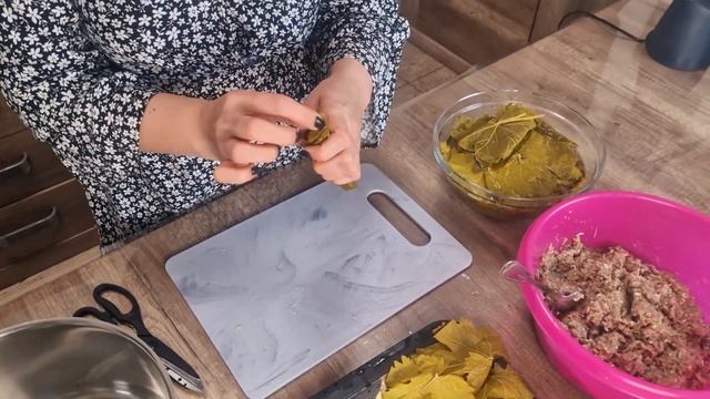 Толма / Долма в виноградных листьях. Очень вкусный и простой рецепт !