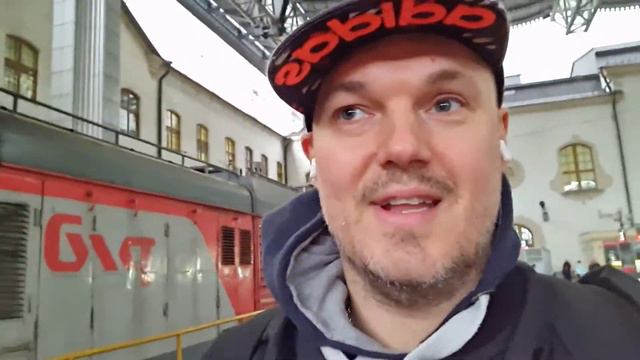 12 тысяч шагов в четверг 08.04.21 смотреть онлайн