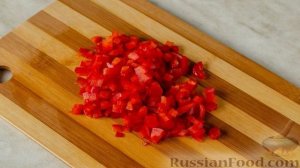 Суп с консервированной фасолью, кукурузой и тефтелями из курицы и овощей
