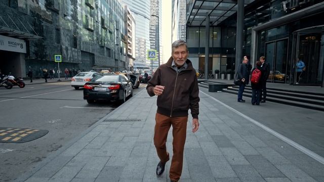 Как быть счастливым всегда? Деньги VS Счастье 6+ смотреть онлайн