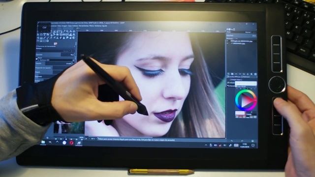 Wacom Mobilestudio Pro 16 & Gimp (pruebas) смотреть онлайн