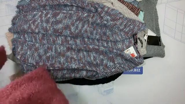 3290 Зимние свитера Takko сток 1пак смотреть онлайн