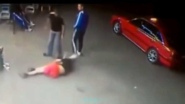 ВЫРУБИЛ С ОДНОГО УДАРА | #1