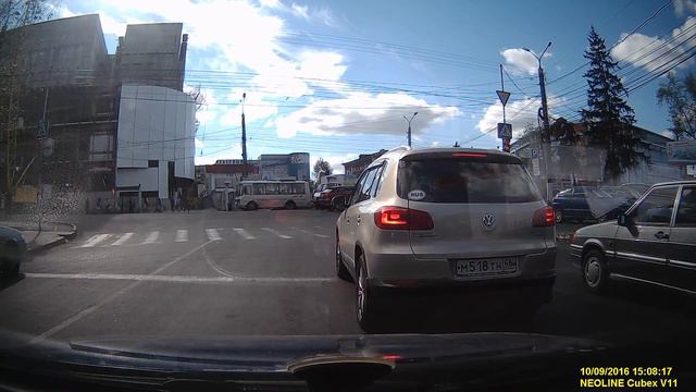 Курск. Знак "Движение по полосам" смотреть онлайн