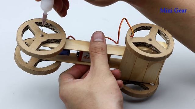 How to Make a Wooden Car for Robot смотреть онлайн