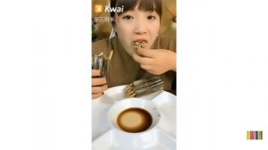 Корейцы едят разных насекомых