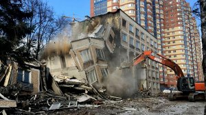 Владимир Высоцкий - "Сказка о старом доме на Новом Арбате"