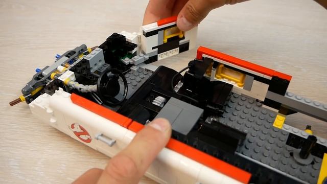 ПРИВИДЕНИЯМ НЕ ПОЗДОРОВИТСЯ! Обзор набора ЛЕГО 10274 Кадиллак охотников за привидениями ECTO-1 смотреть онлайн