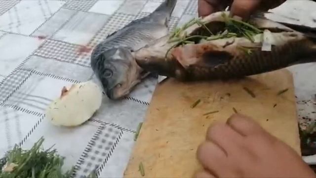 Рыба горячего копчения. | Как вкусно закоптить карпа! 30 мин. и все готово.