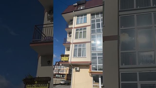 1-4 видео . Квартира в аренду в г. Сочи .