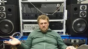 где самая лучшая аудио аппаратура, по самой низкой цене, почему без пробега актуально, кто Вован?(1