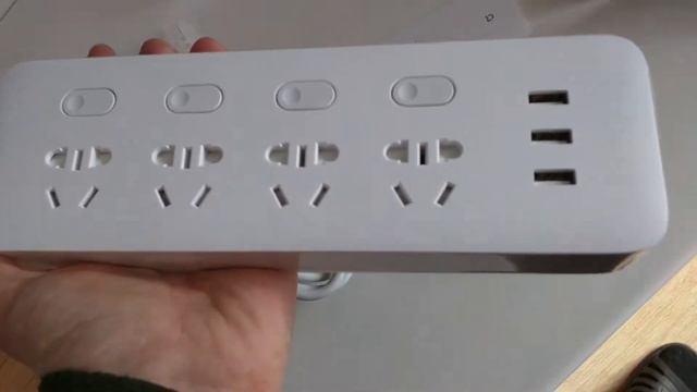 Xiaomi Intelligent Power Strip Socket Portable Plug Adapter смотреть онлайн