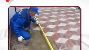 Укладка полимернопесчаной брусчатки Ромб