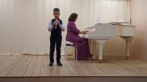 "Лисичка"  обр. И. Лысенко. Исполняет Сединин Леонид Концертмейстер Ткаченко Наталья Борисовна