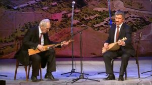 Выступление Государственного Мужского хора "Поющая Чарода" в Аварском театре 2016 г. "Песни гор"